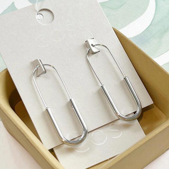 COS Jewelry - COS Paperclip Hoop Earrings